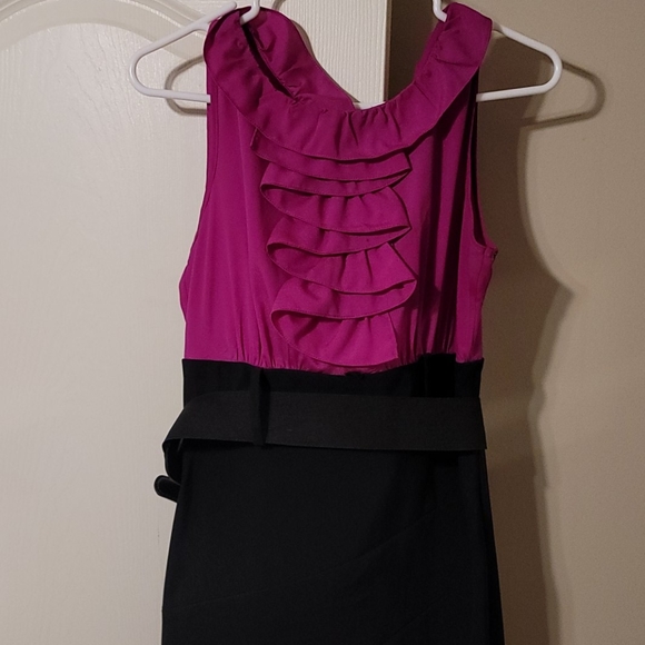 Dress - Picture 2 of 4